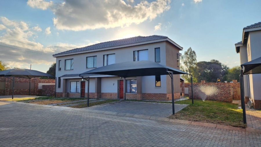 3 Bedroom Property for Sale in Waterval East North West